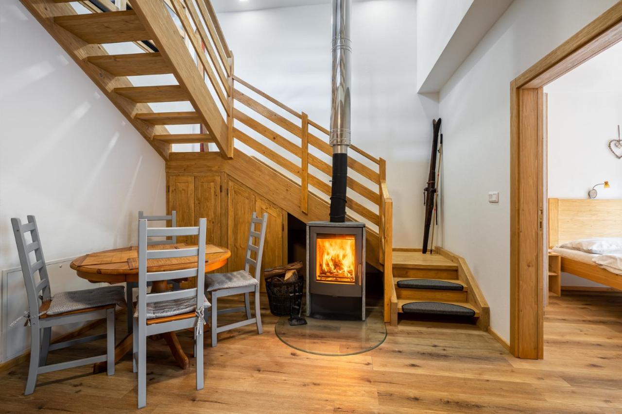 Srdiecko - Sauna In Smaller - Highest In Europe - Fireplace - In The Forest